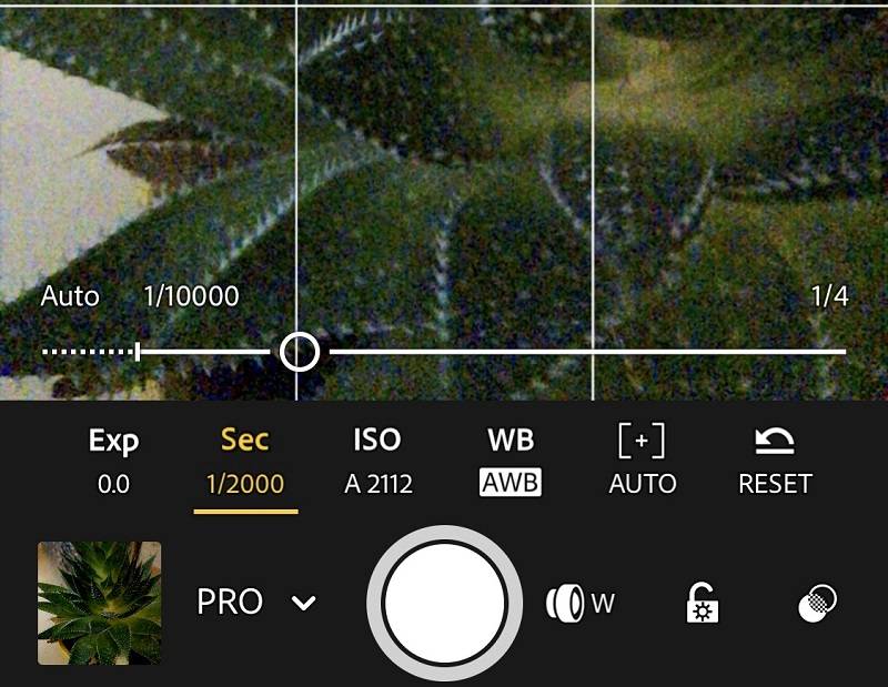 How to change shutter speed on iPhone and how to change ISO